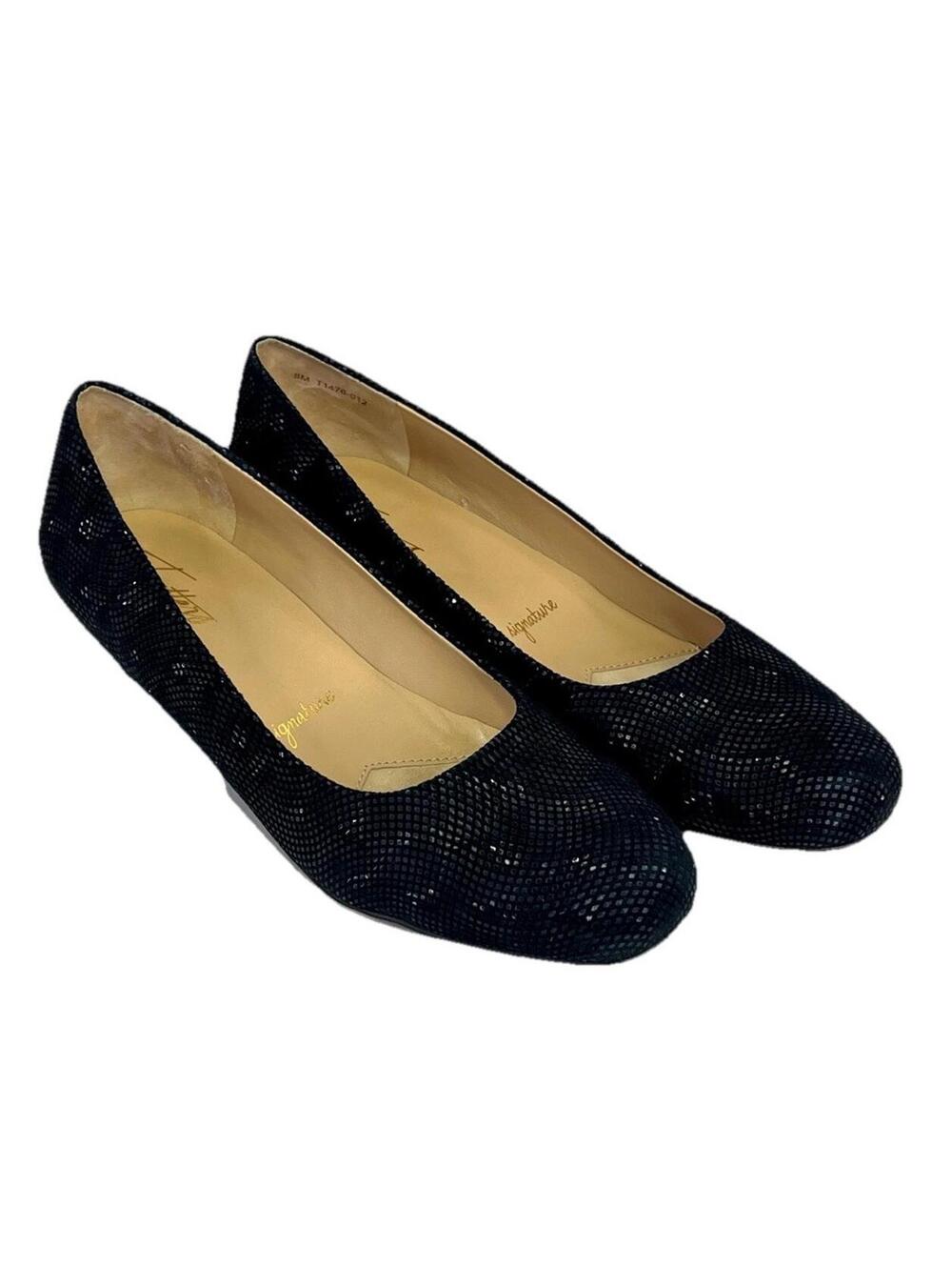 Trotters Women's 8 M Signature Layla Black 3D Patent Suede Low Wedge Heel